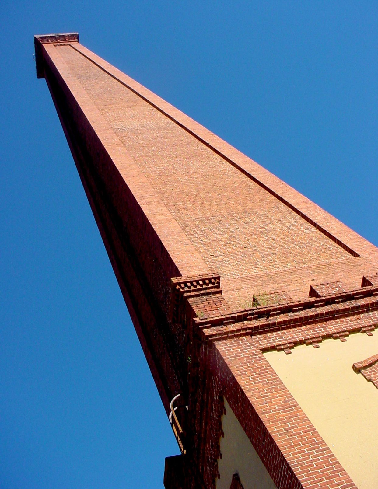 Confederate Powderworks Chimney