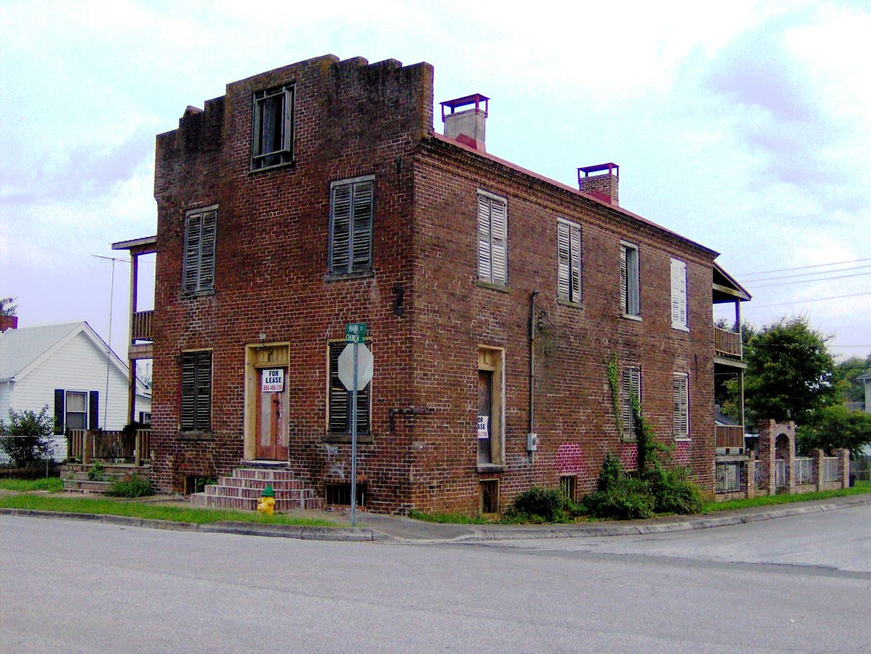  Blair's Ferry Storehouse 