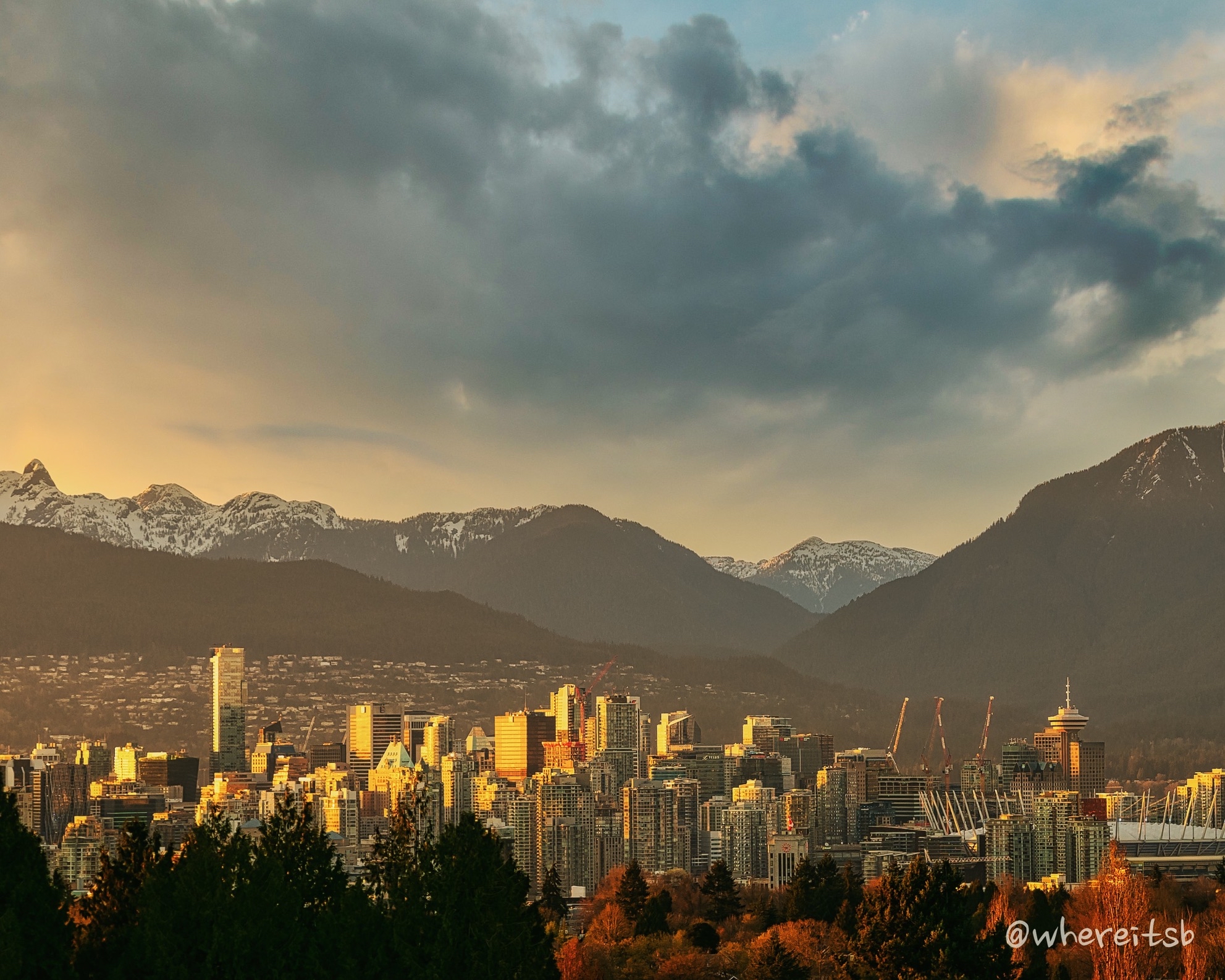 Queen Elizabeth Park — Photo by whereitsb
