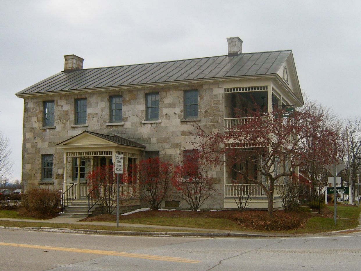 Former South Hero Inn