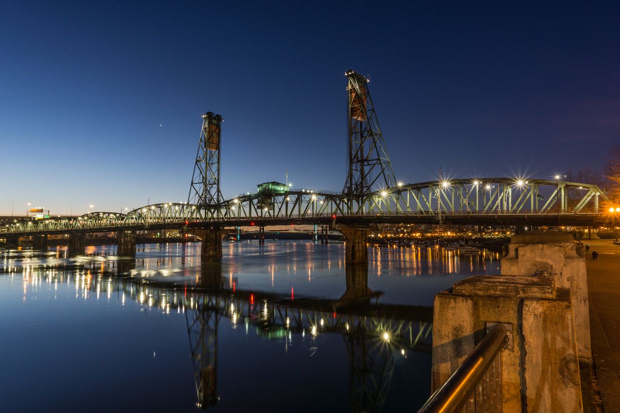 Hawthorne Bridge