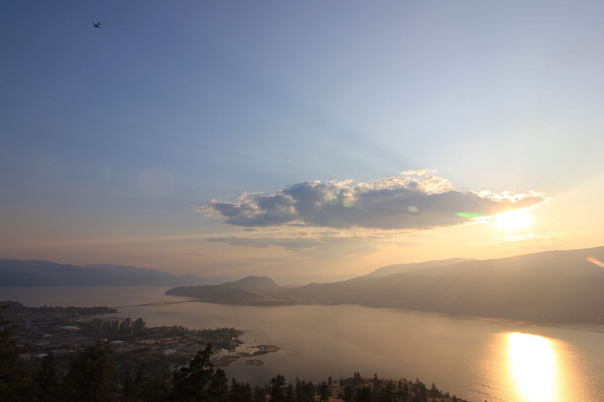 Knox Mountain Apex Lookout 