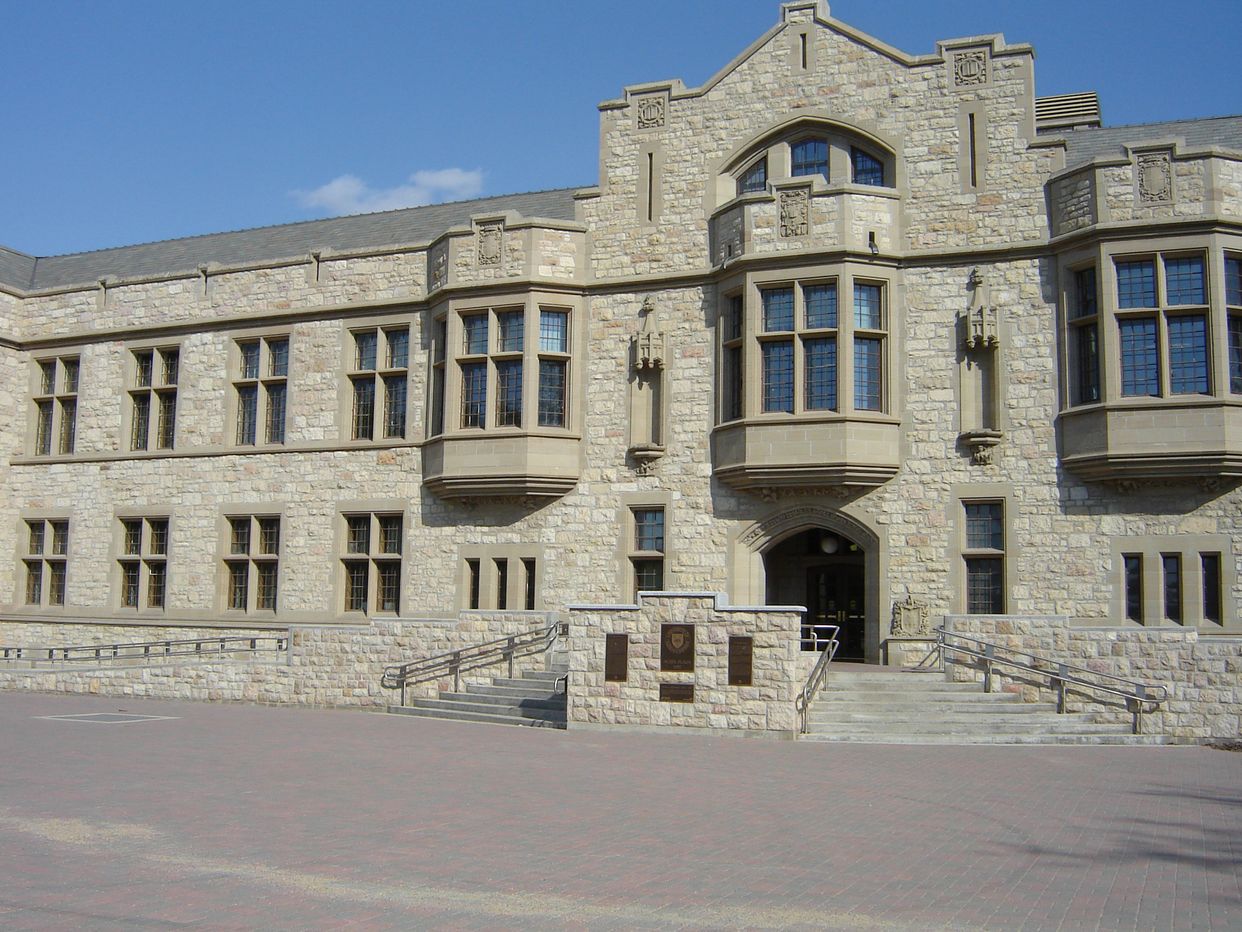 Peter MacKinnon Building