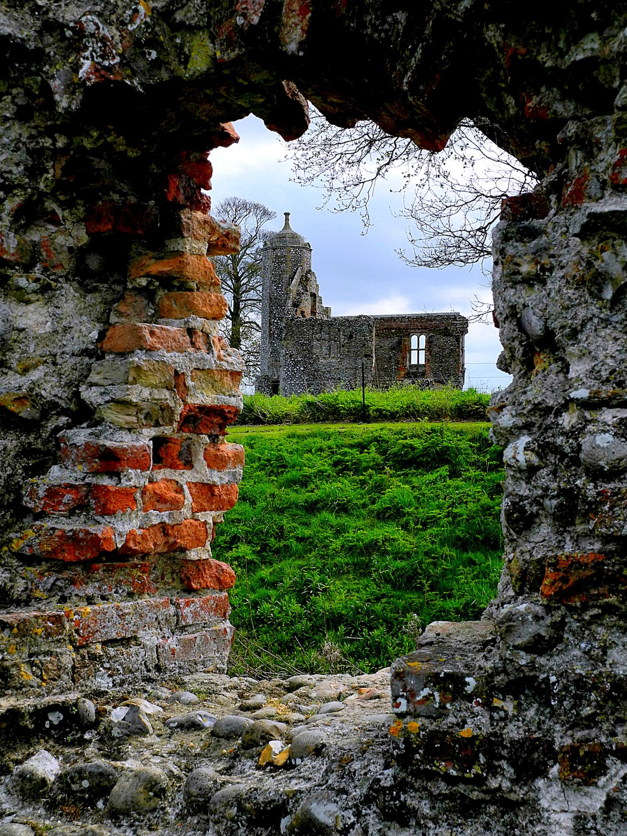 Baconsthorpe Castle Ruins