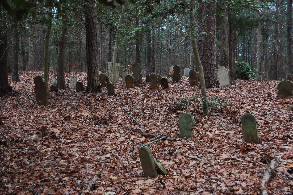 Old Scotch Cemetery 