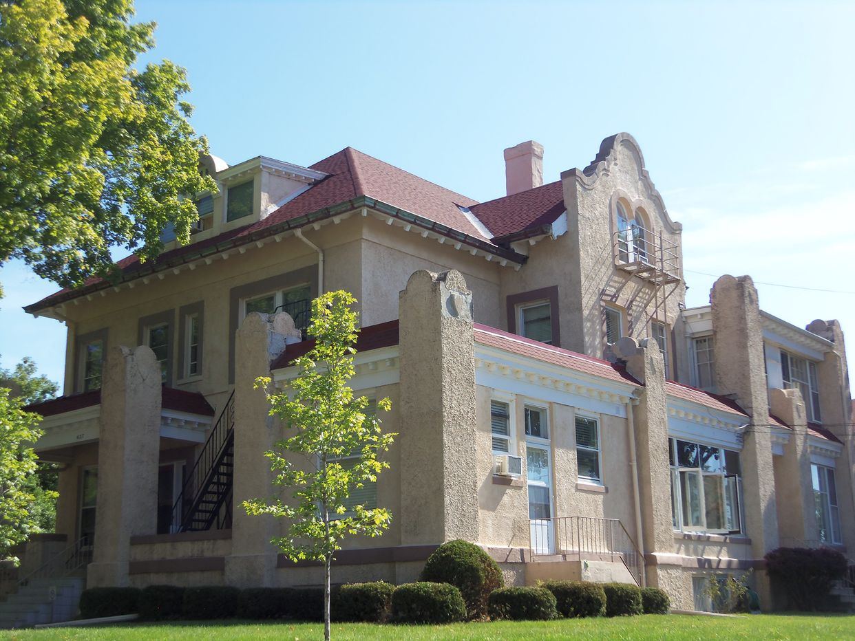 Louis P. and Clara K. Best Residence 