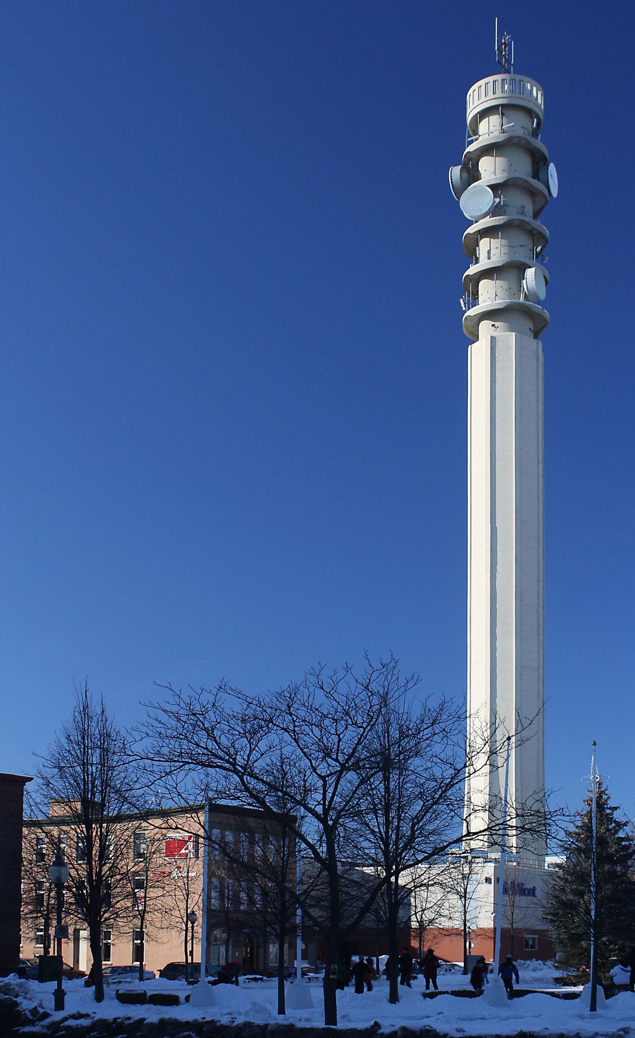 Aliant Tower