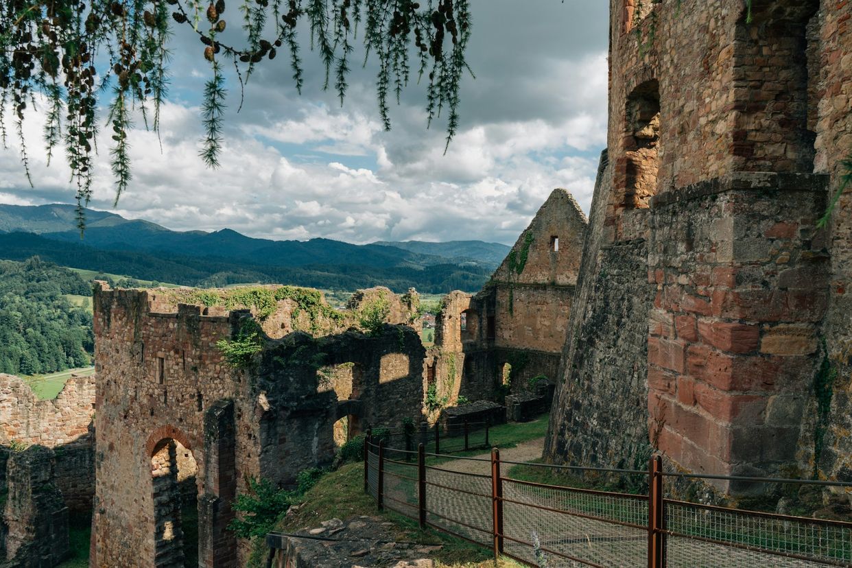 Ruine Hochburg