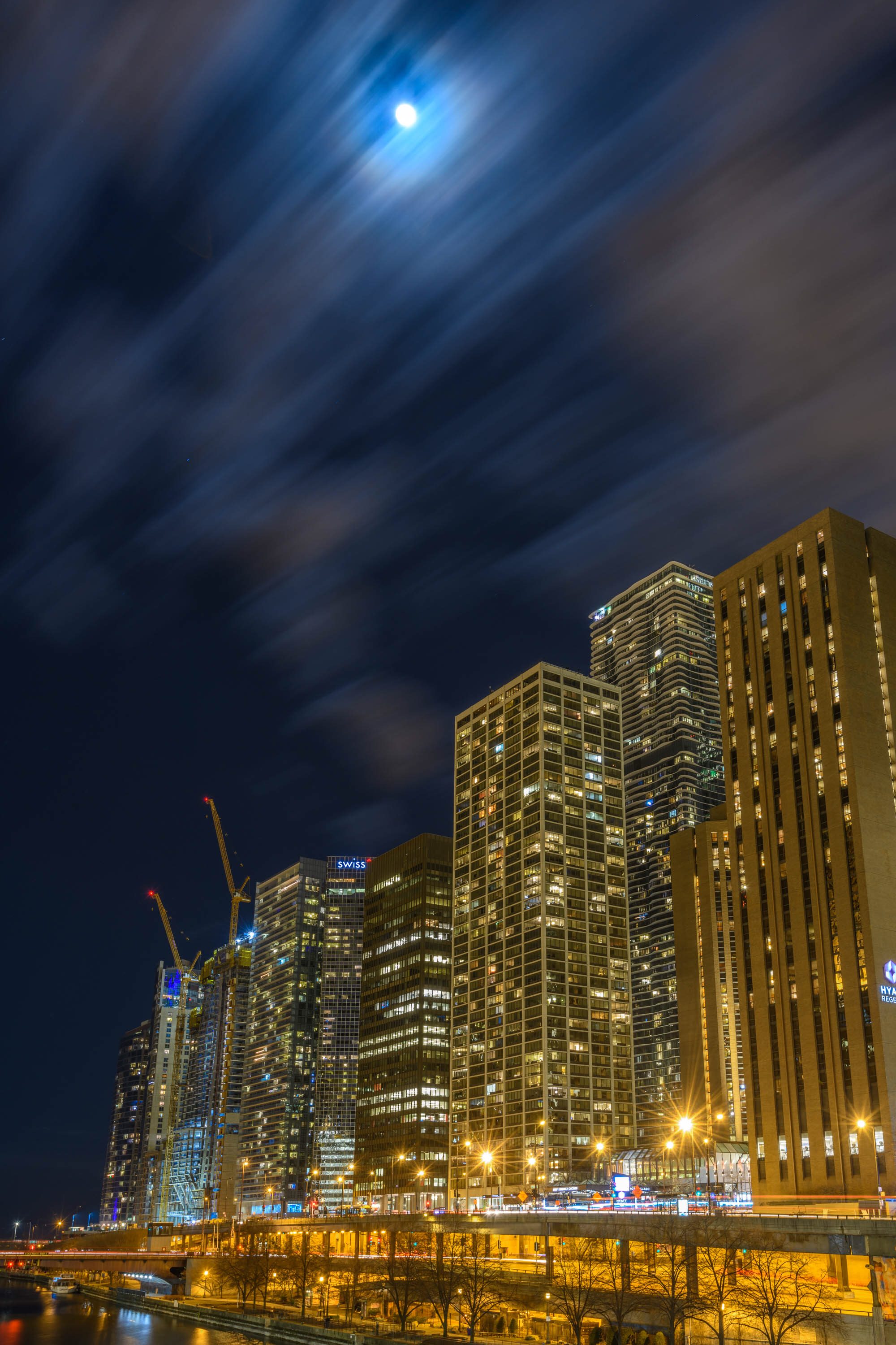 Chicago River View — Photo by http://edmimages.com