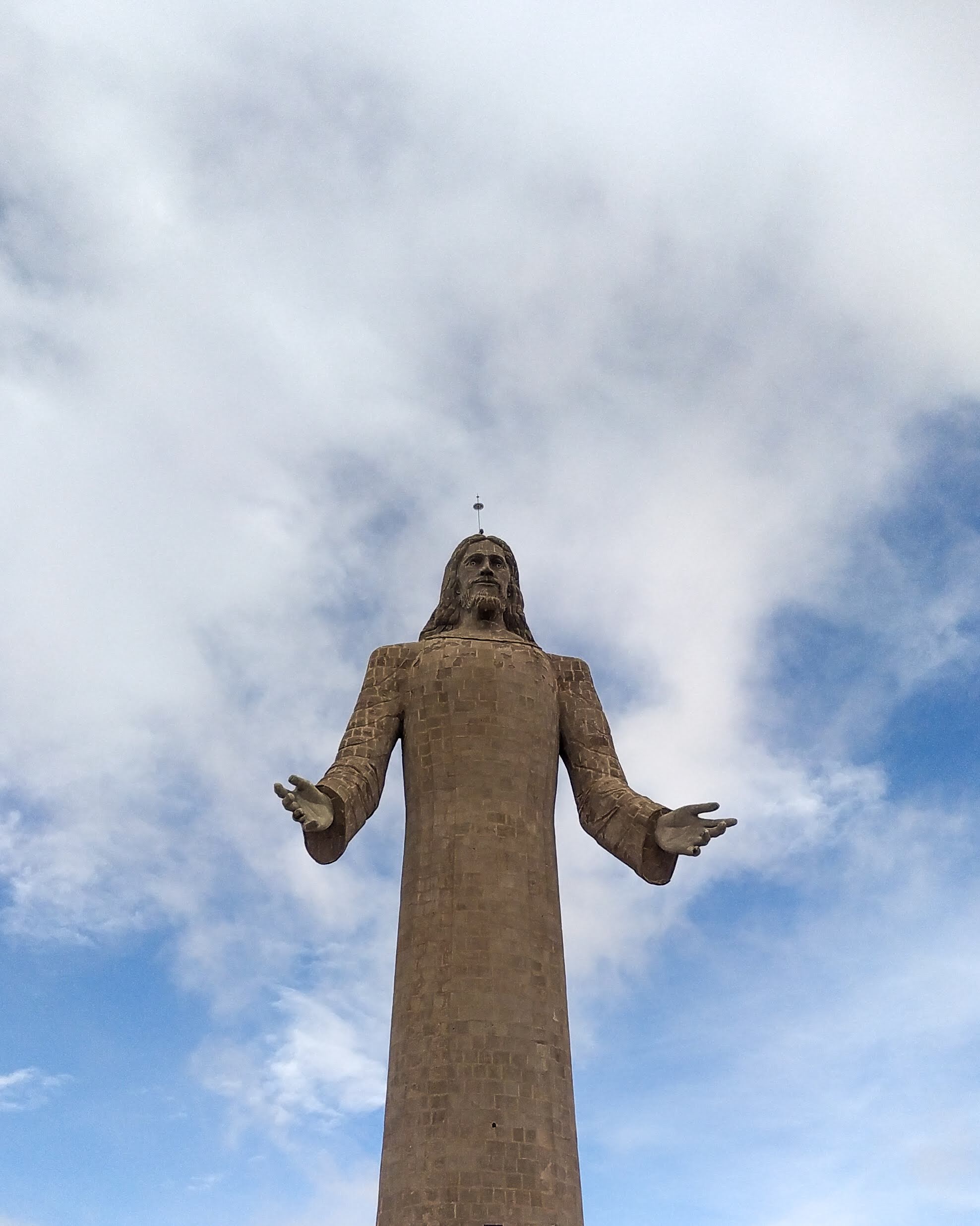 Cristo Rey de Pachuca  — Photo by @andres_perez_rios