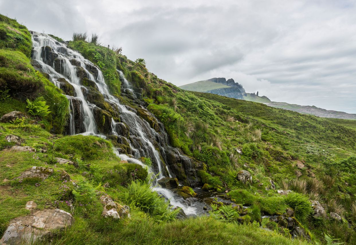 Loch Leathan Waterfall