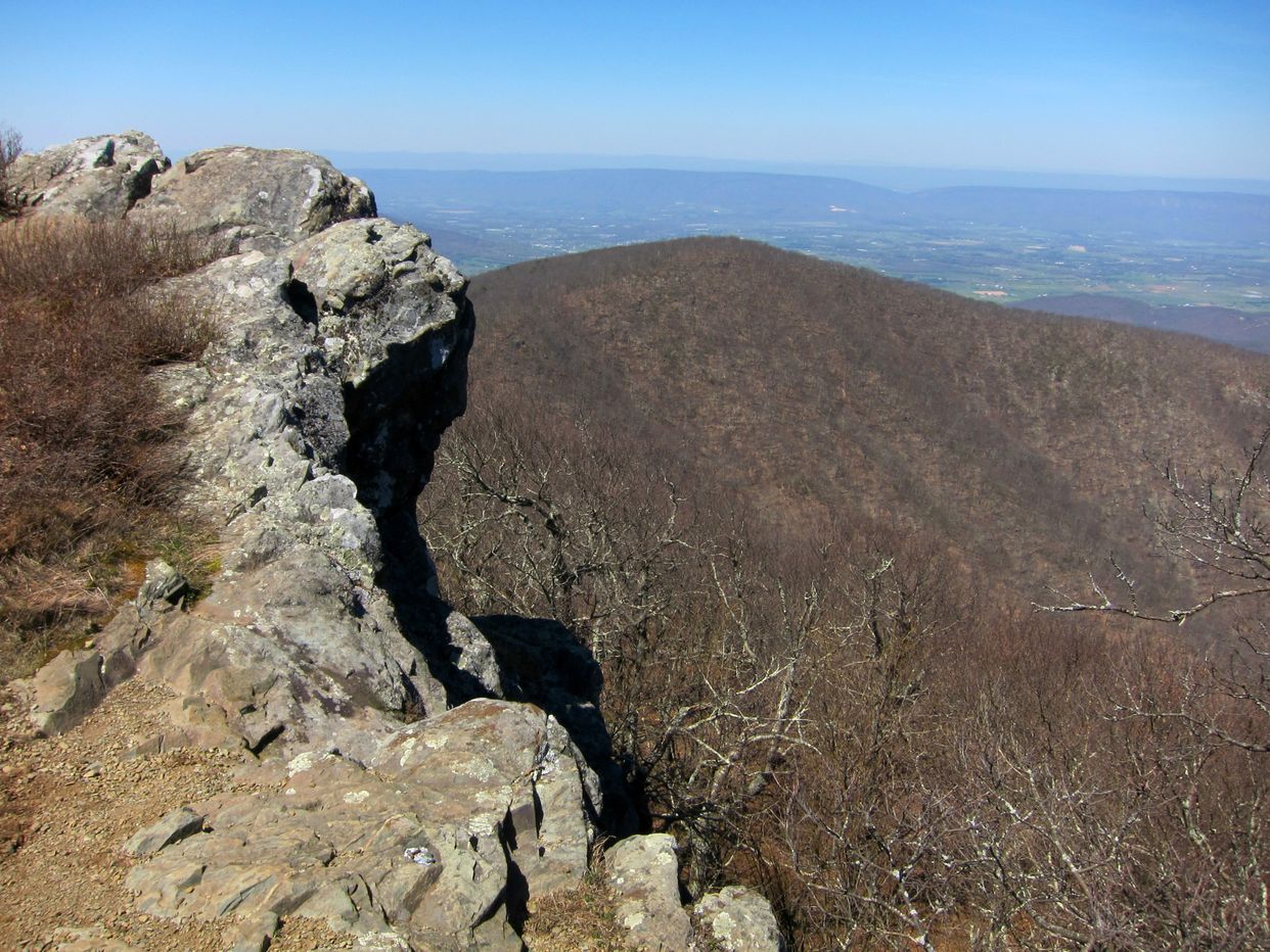 Hawksbill Mountain