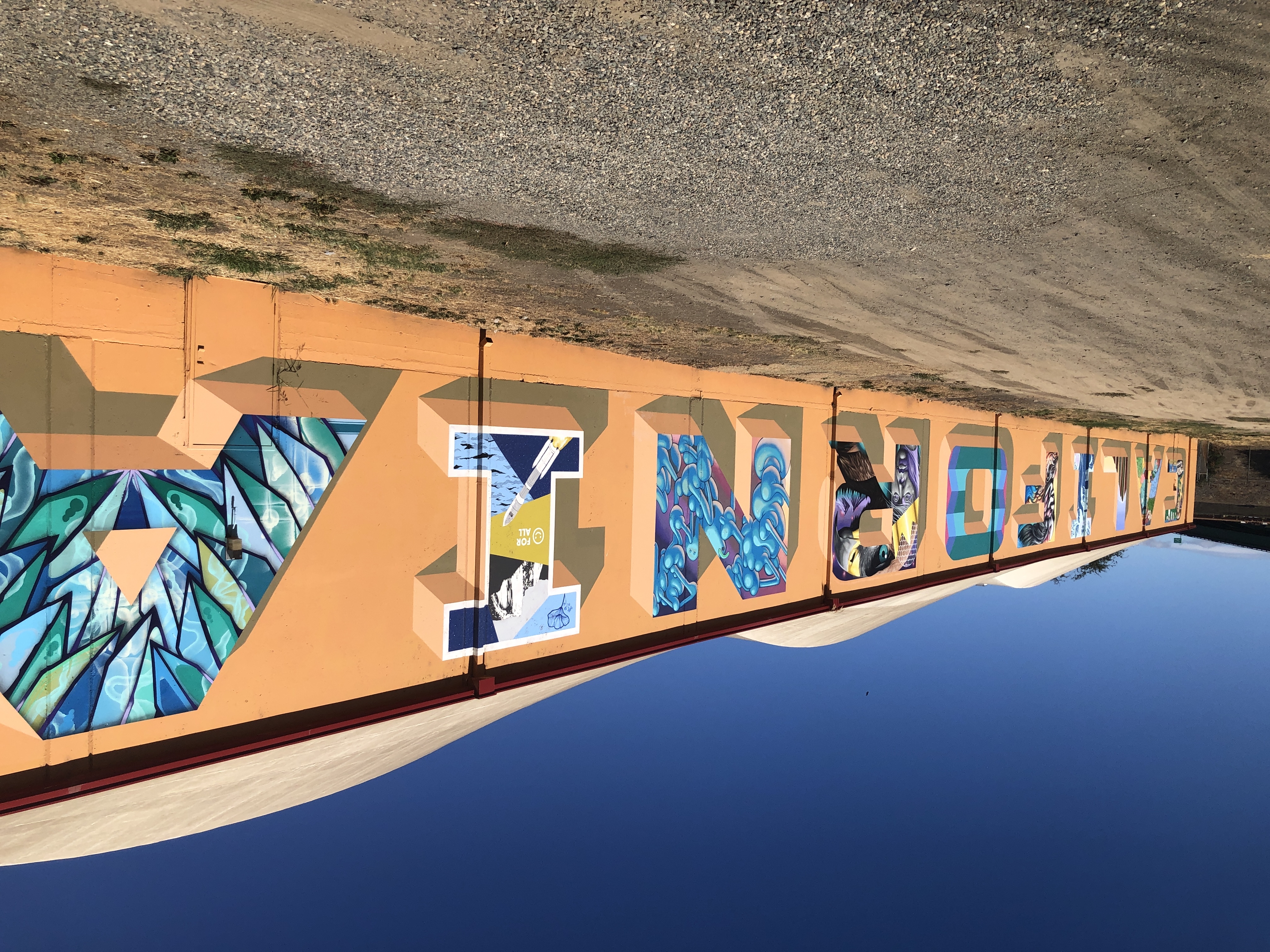 California Mural — Photo by Dennis Millette