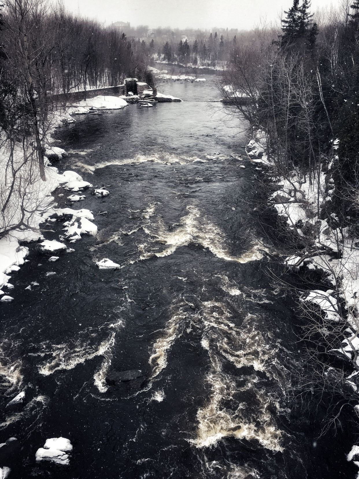 Footbridge at Parc des Chutes