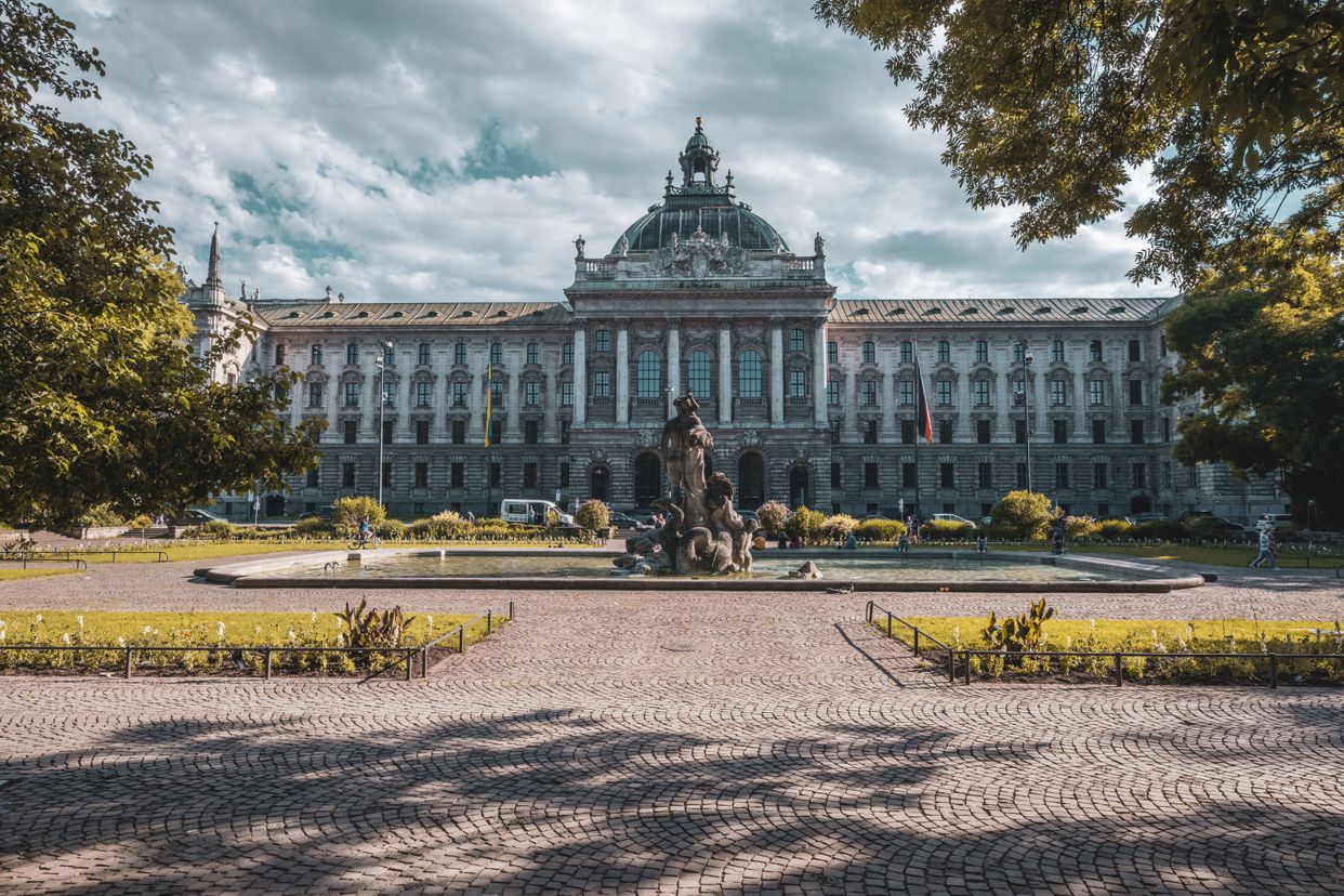 Justizpalast