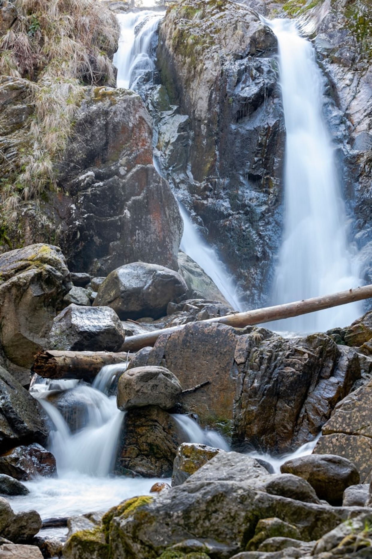 Cascada Lolaia