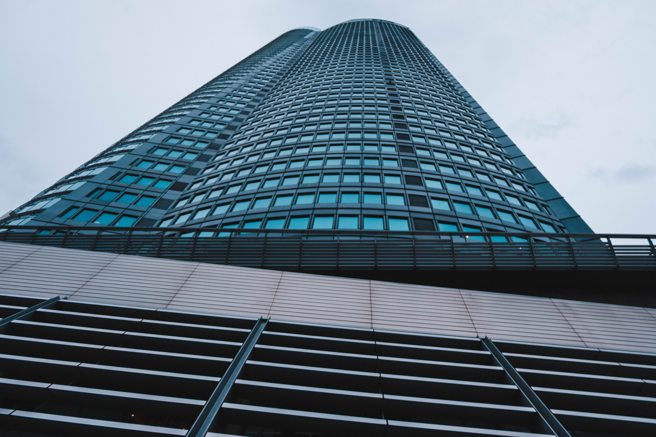 Roppongi Hills Mori Tower — Photo by nachomaans