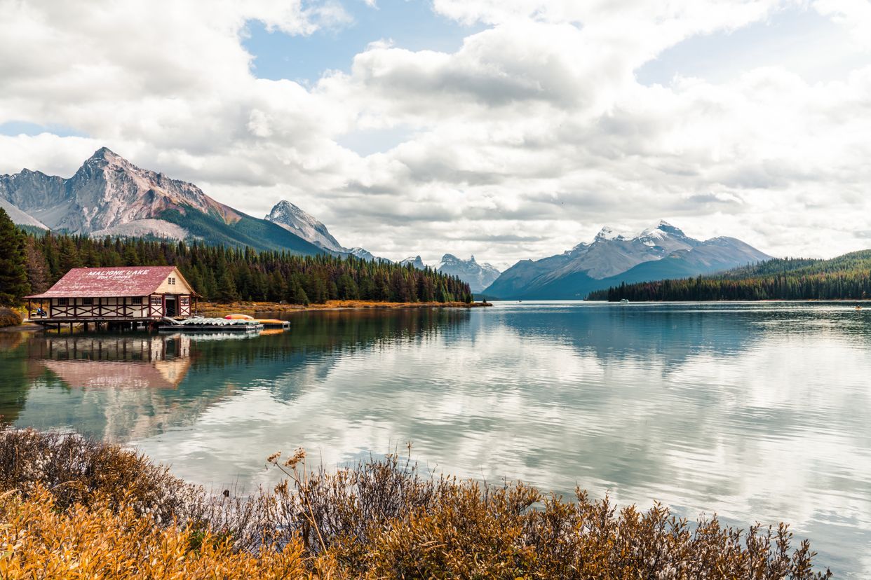 Maligne Lake Boat House