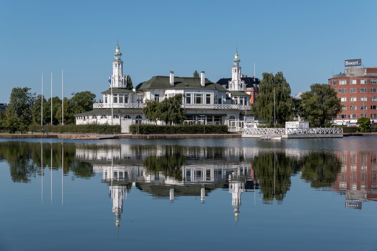 Lake Pavillion