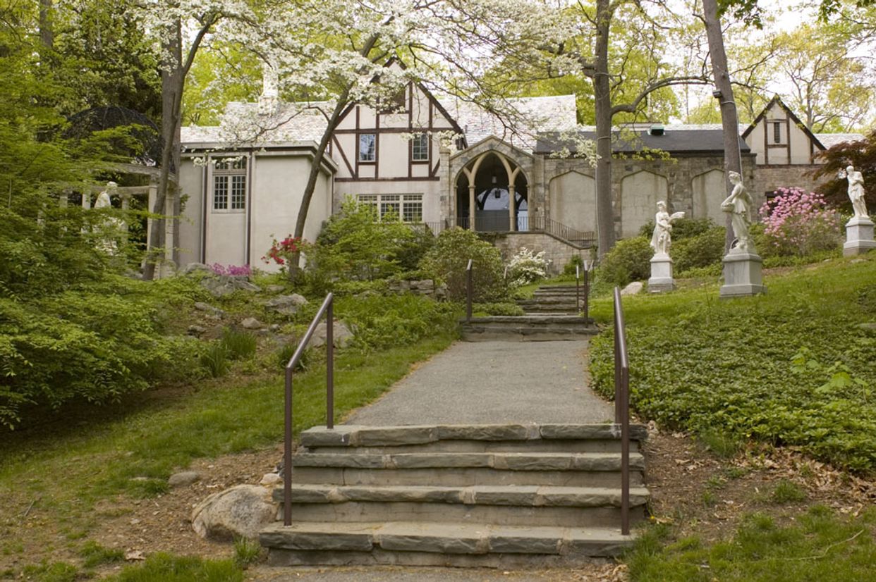 Bendel Mansion