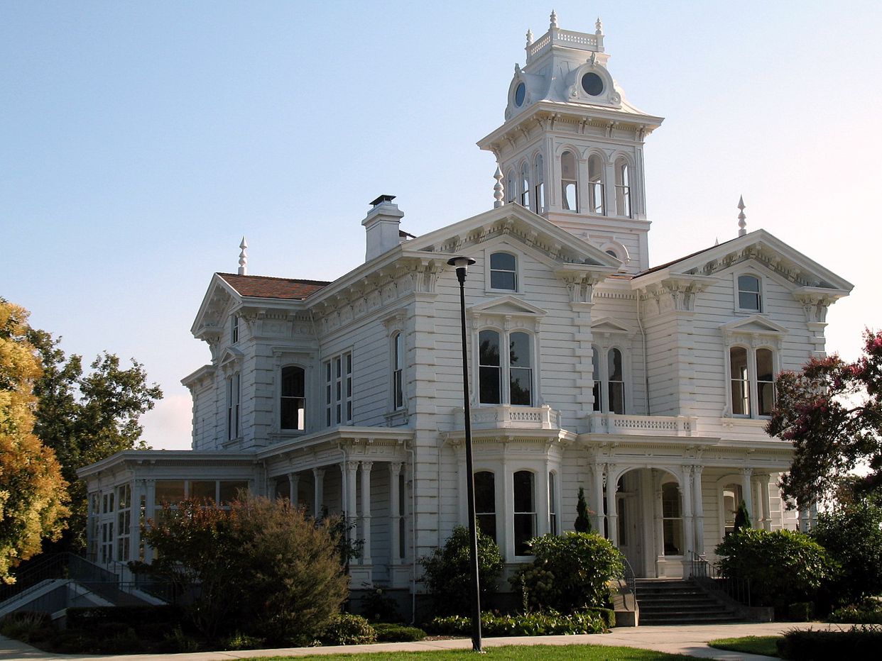 Meek Mansion