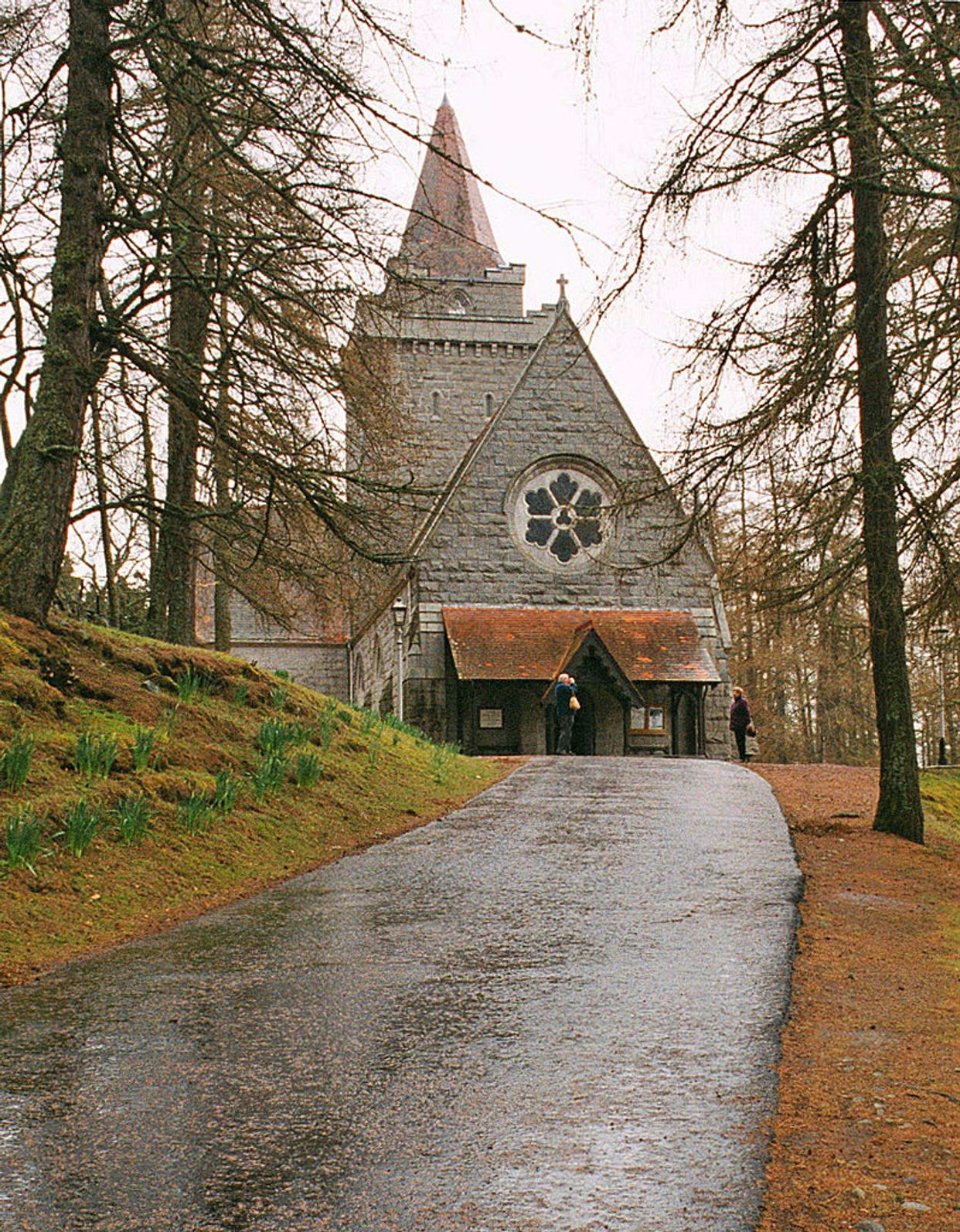 Crathie Kirk