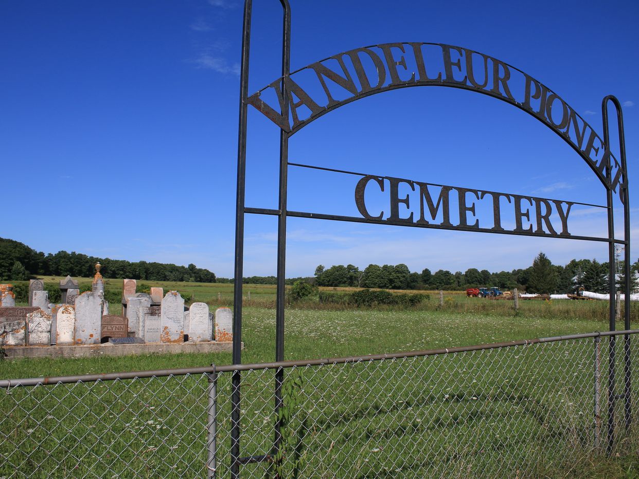 Vandeleur Pioneer Cemetery