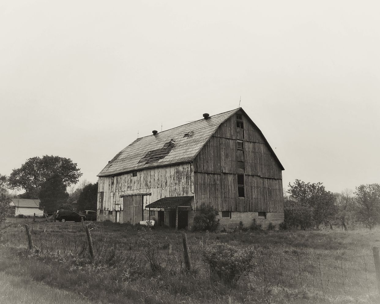 Tired Old Barn