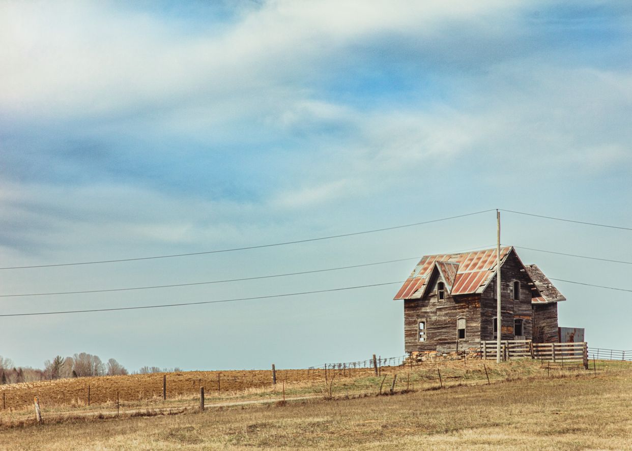 Abandoned Farmhouse 