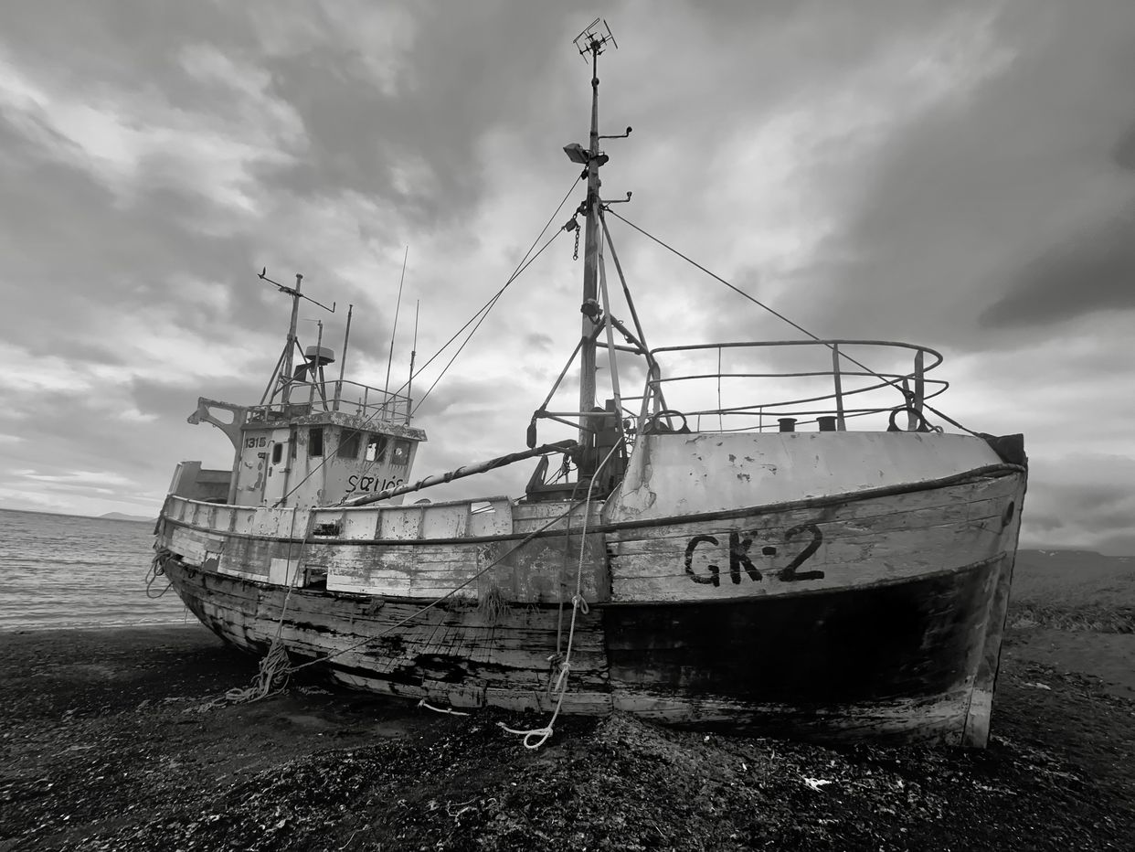 Sæljós GK-2 Shipwreck - Photo by Andrew Sawyer
