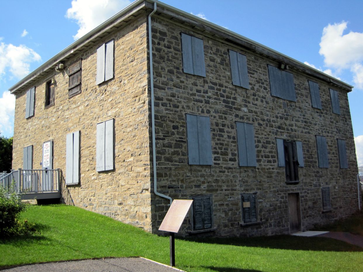 Macdonell-Williamson House 