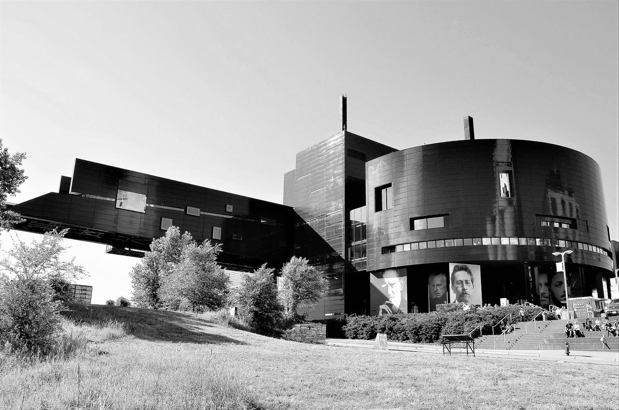 Guthrie Theater