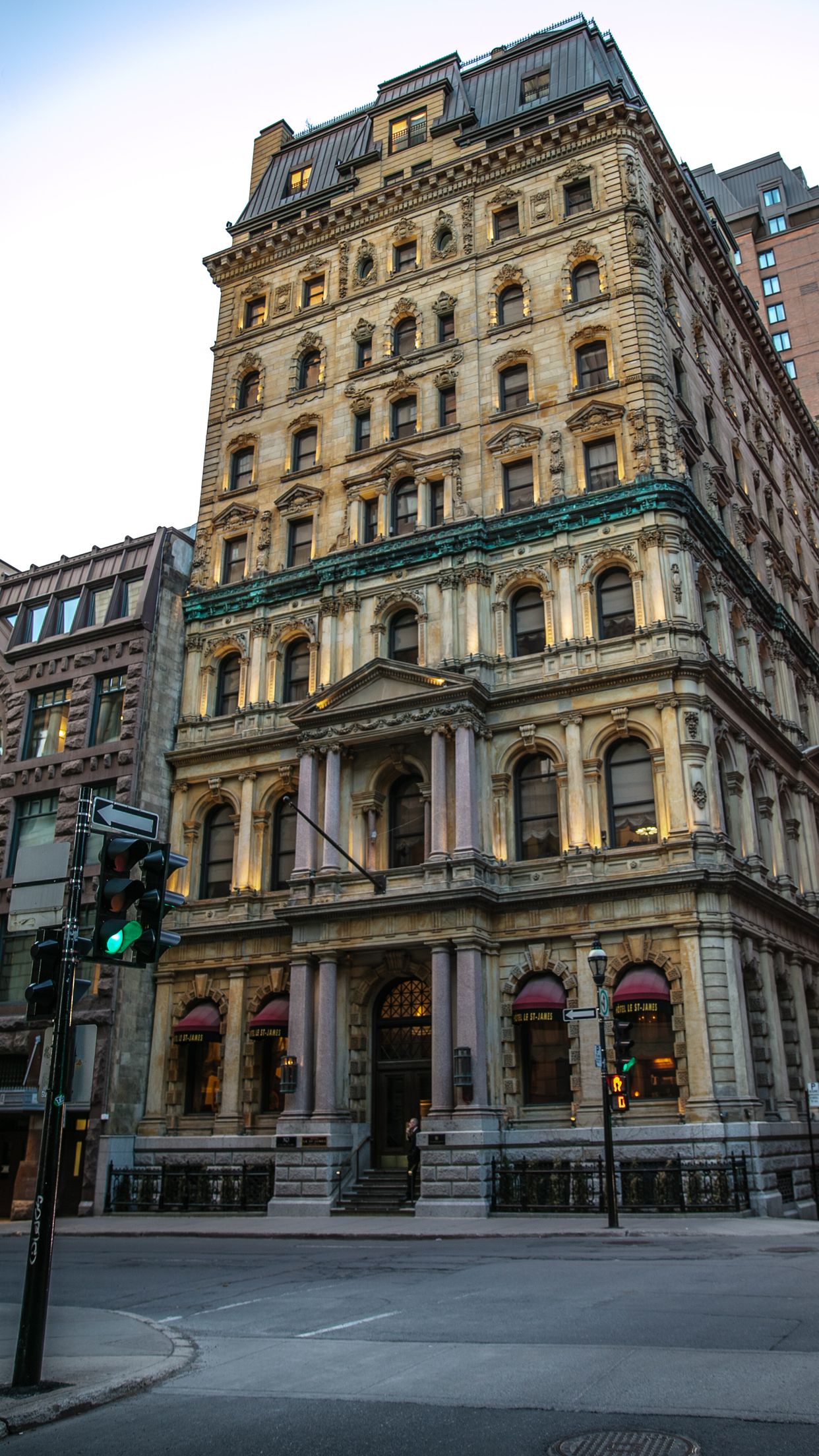 Hotel St. James