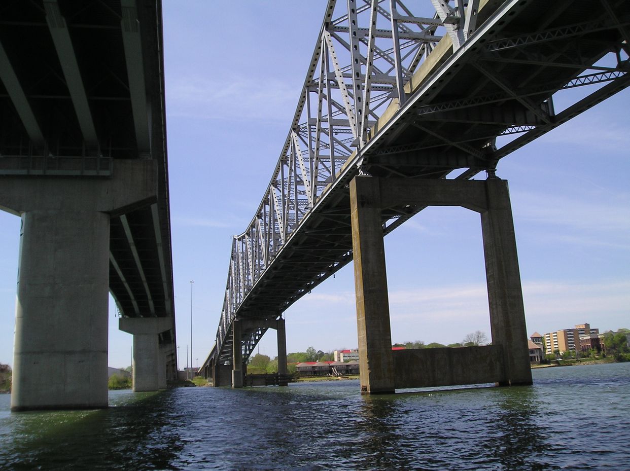  "Steamboat Bill" Memorial Bridges