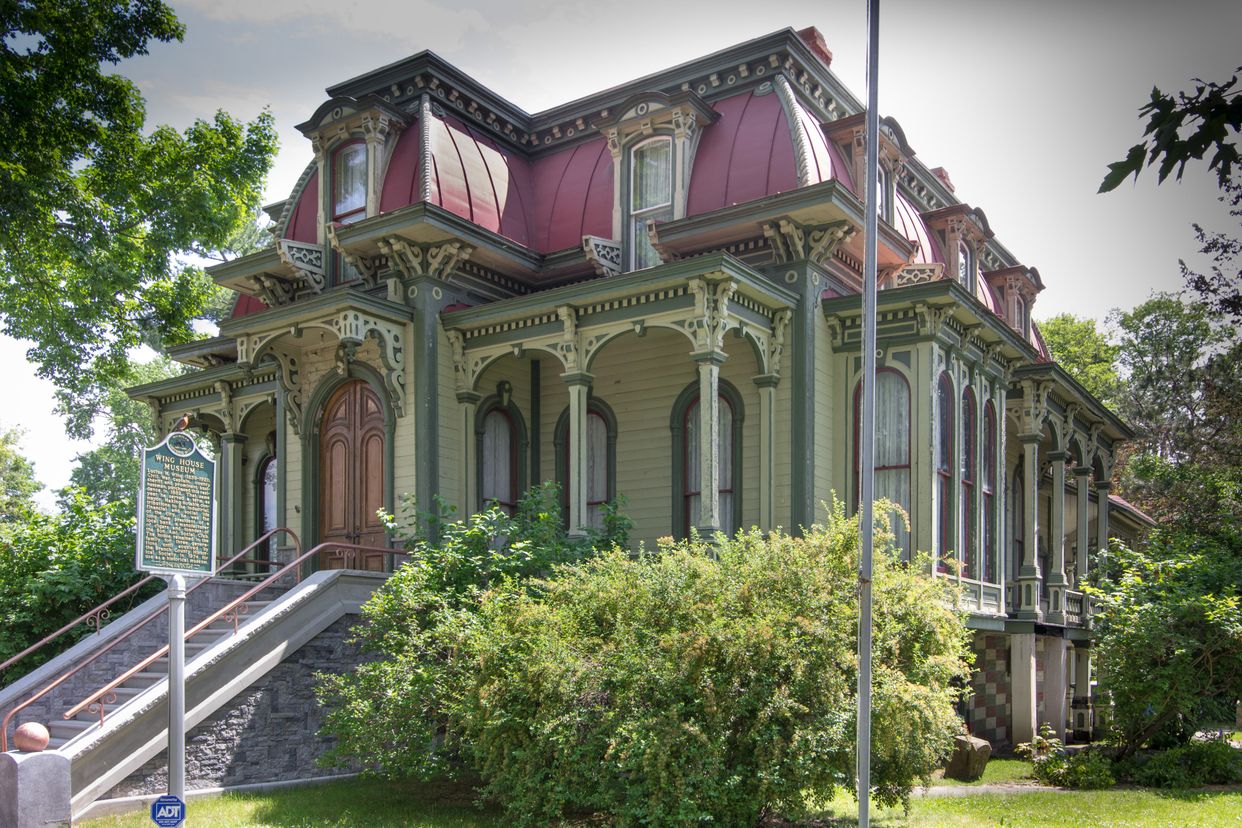 Wing House 
