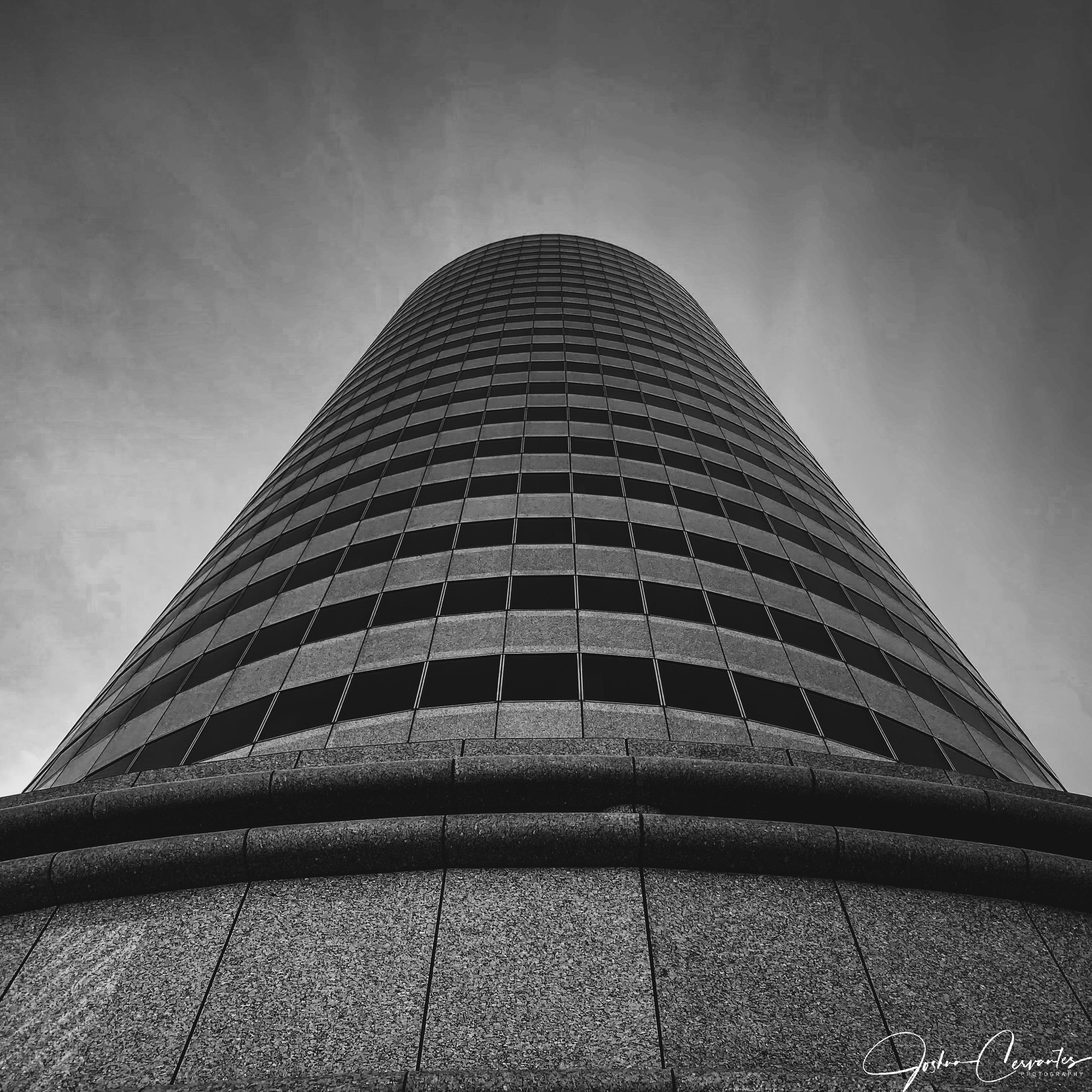 Lake Merritt Plaza — Photo by lightshuffle.com