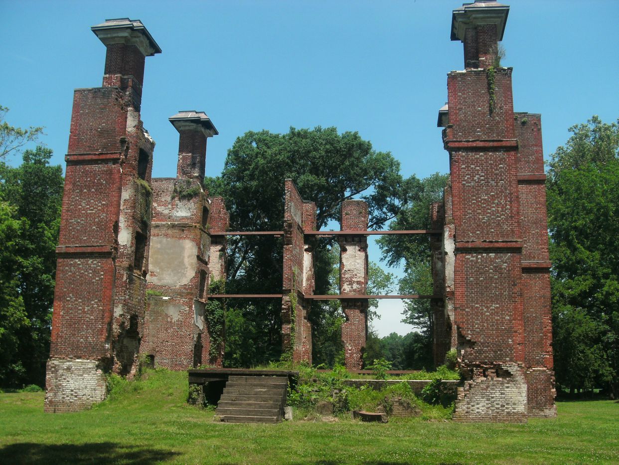 Rosewell Plantation Ruins