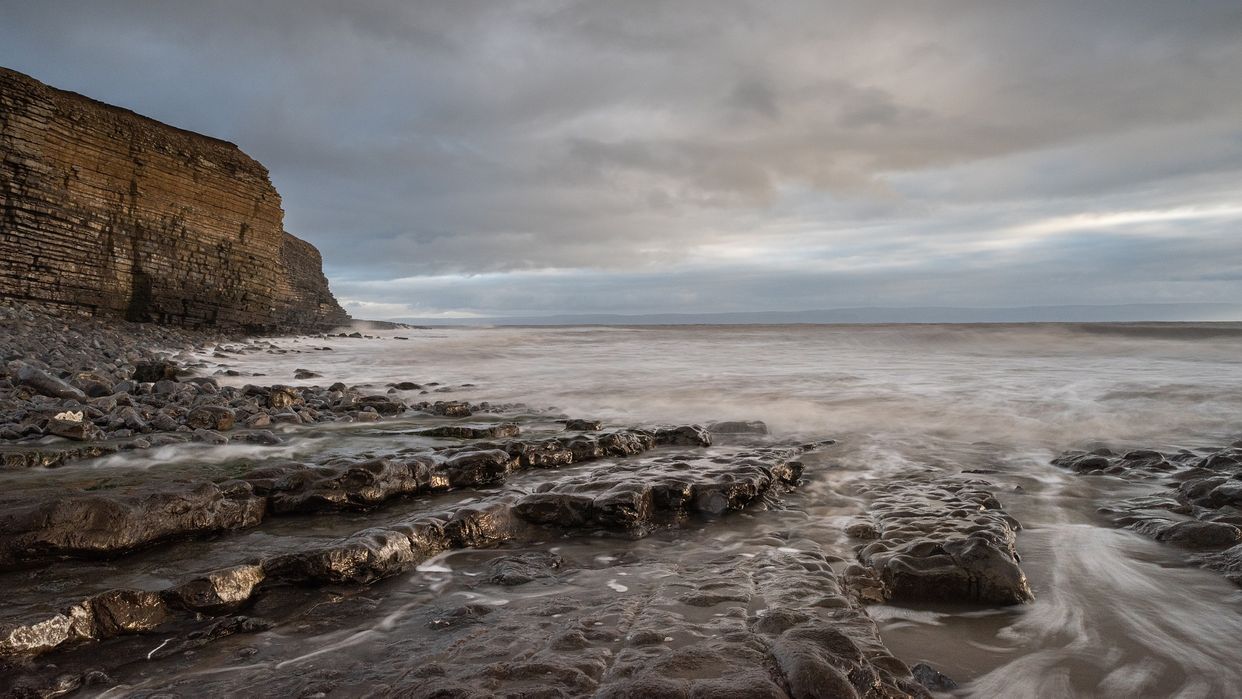 Nash Point Cliffs