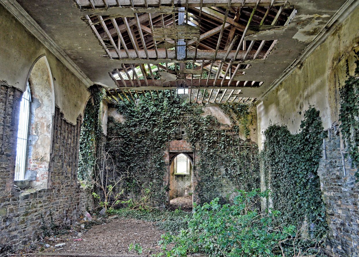 Dromiskin Monastery Ruins