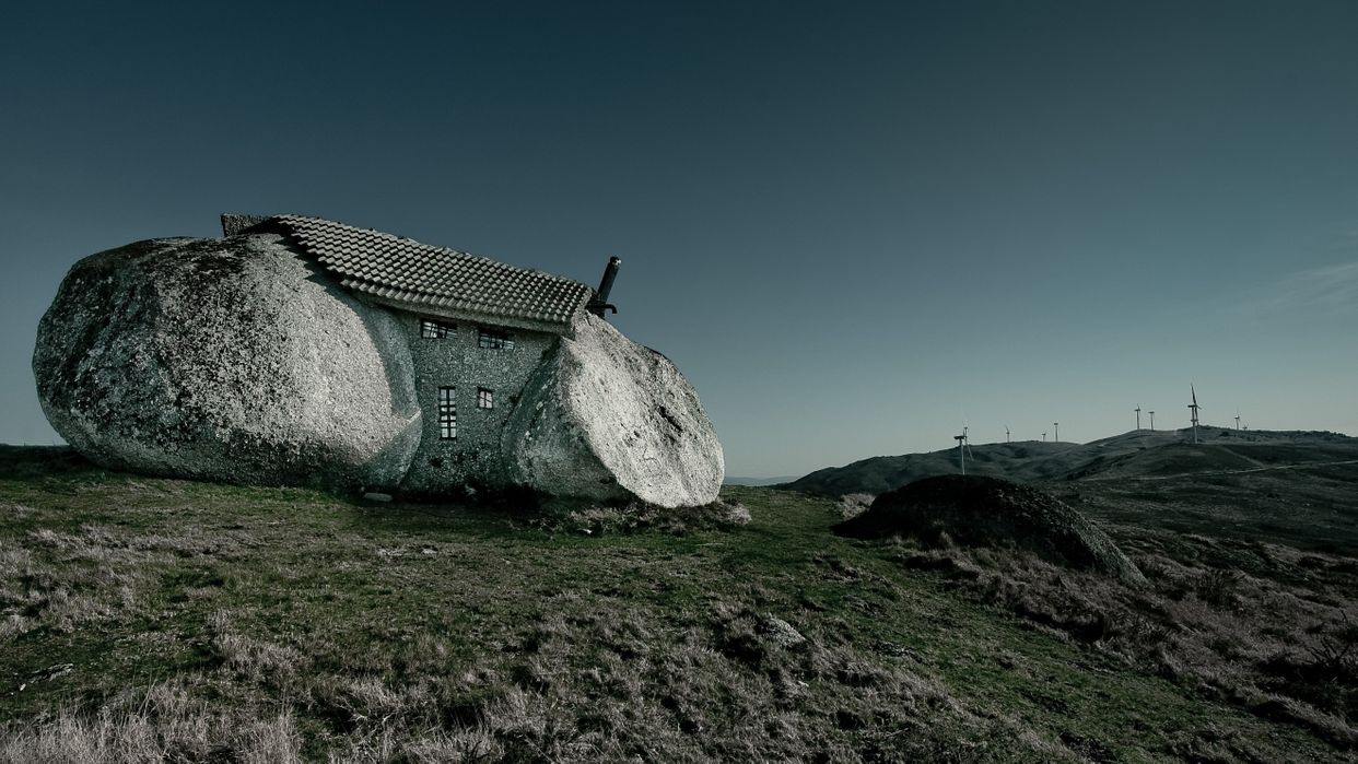 Casa do Penedo