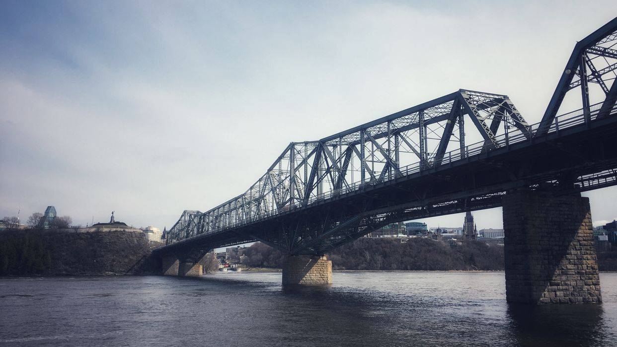 Alexandra Bridge View