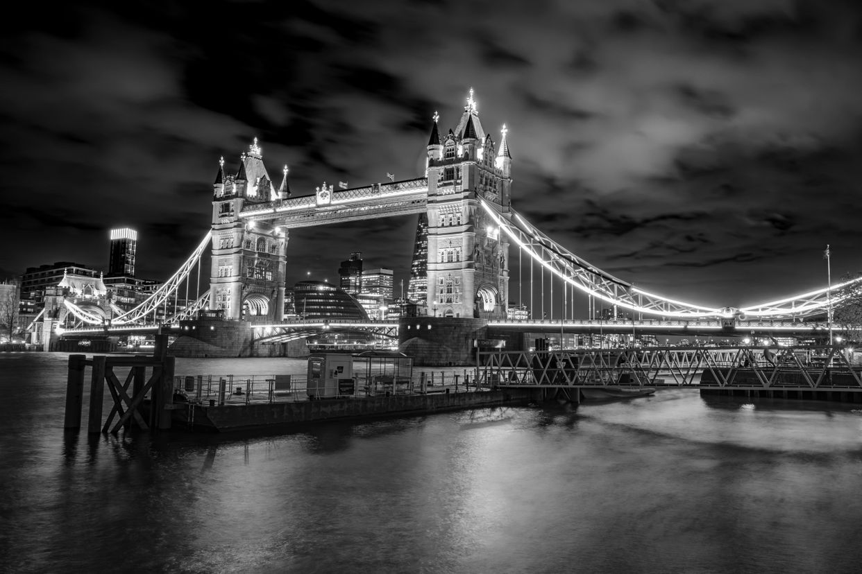 Thames Waterfront Promenade