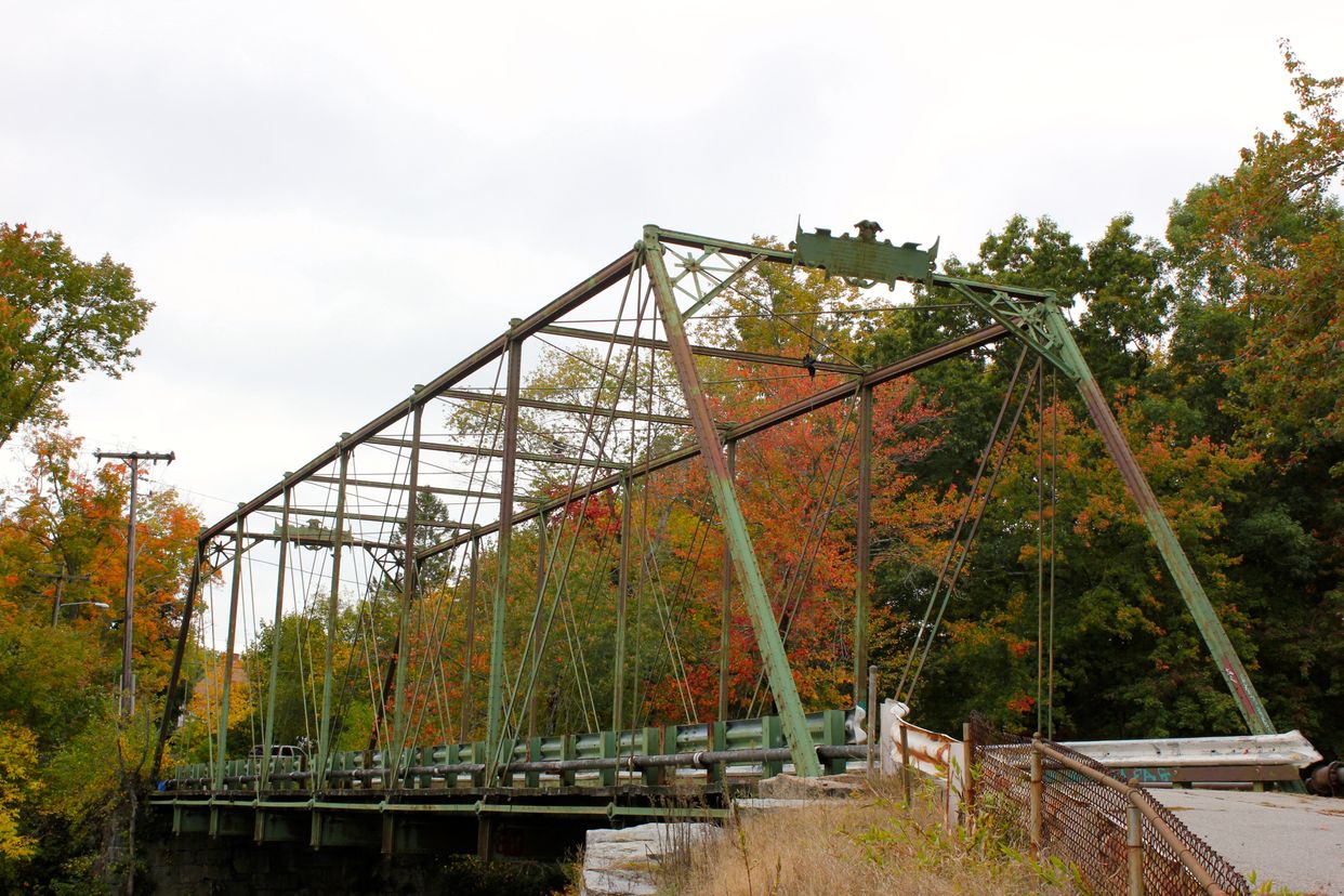Leveilee Street Bridge
