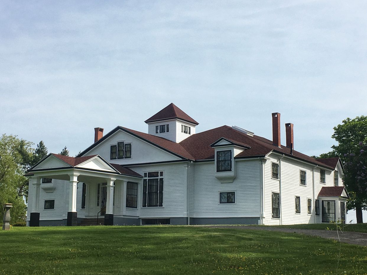 Haliburton House