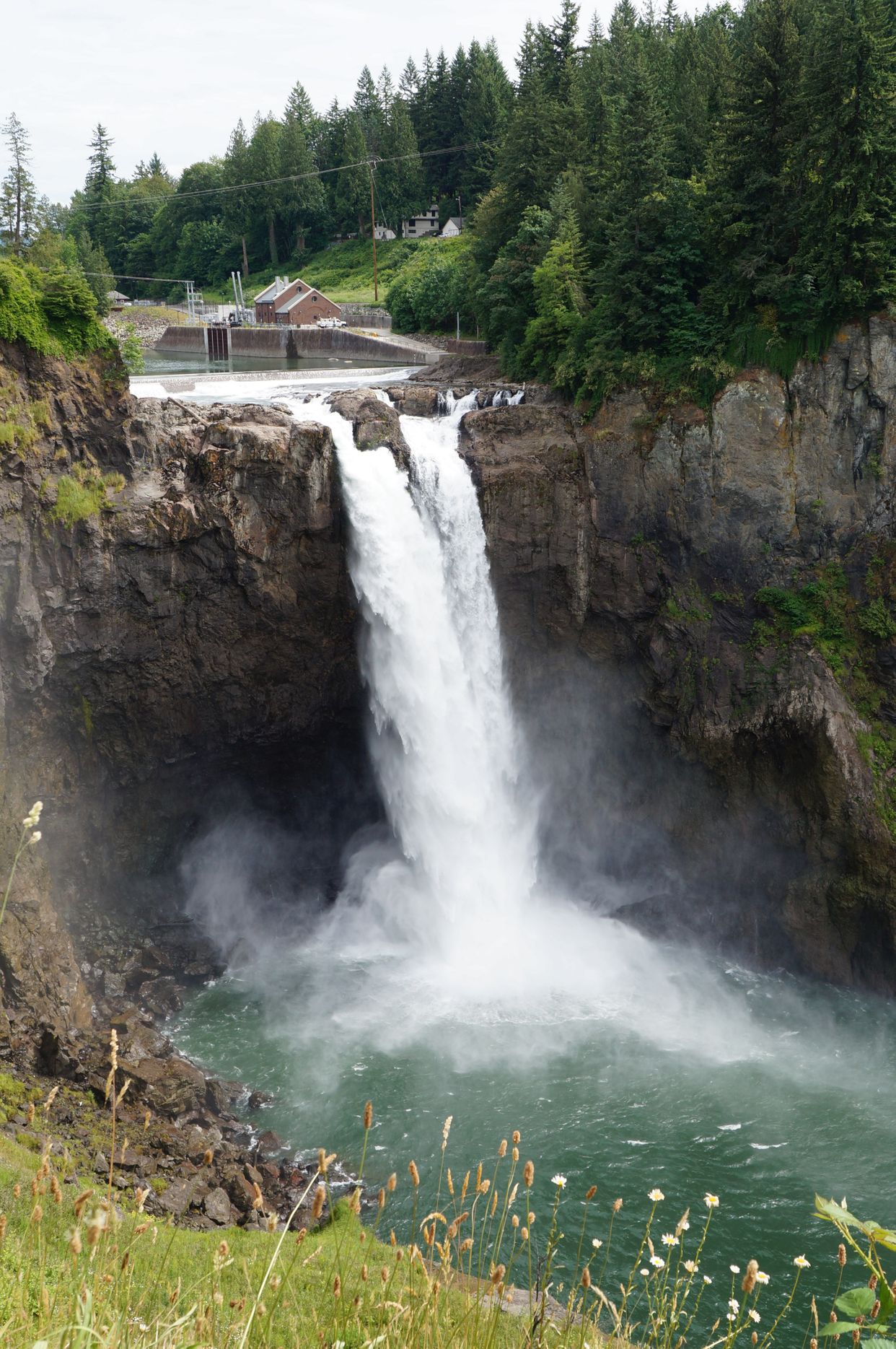 Snoqualmie Falls