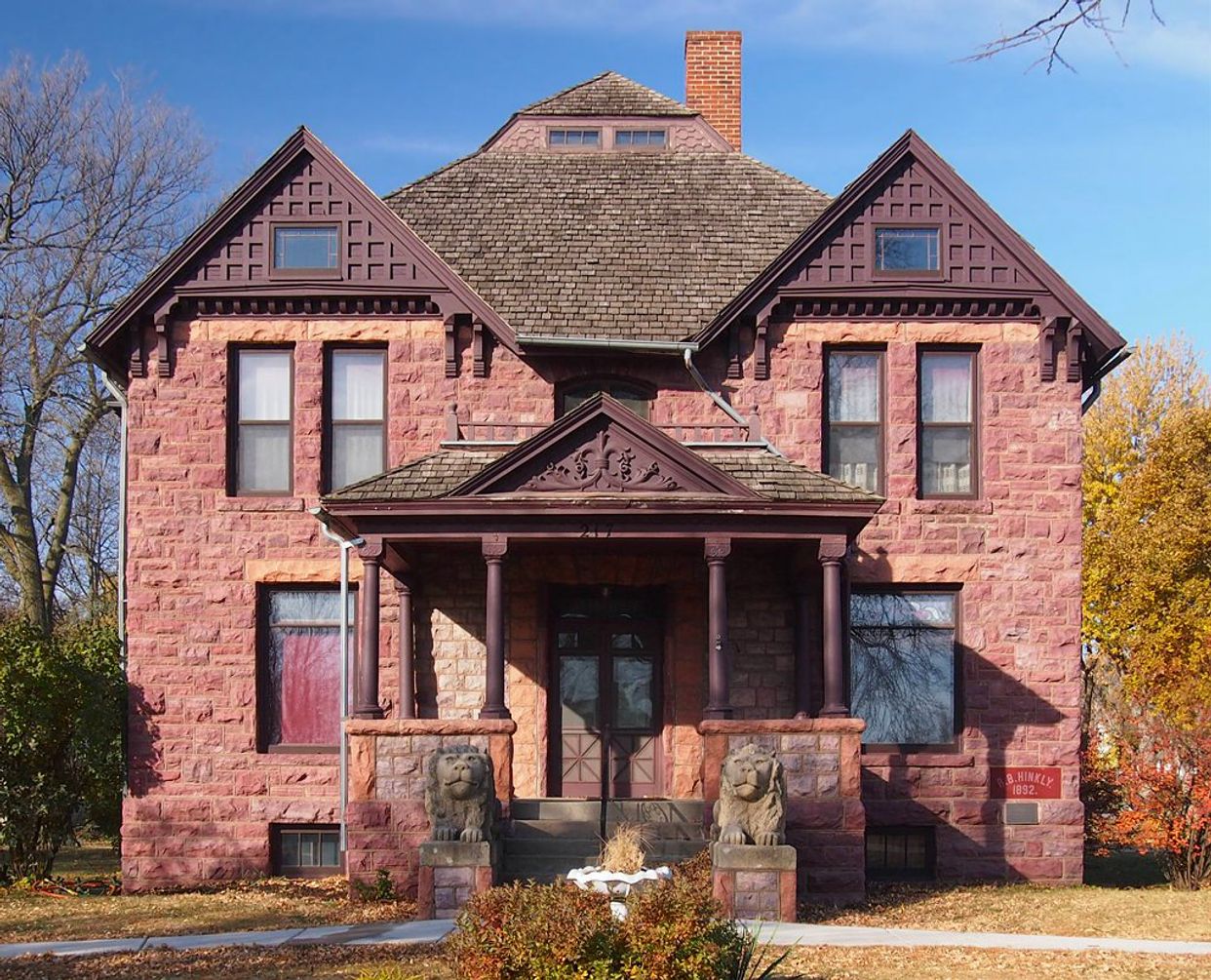  R.B. Hinkly House