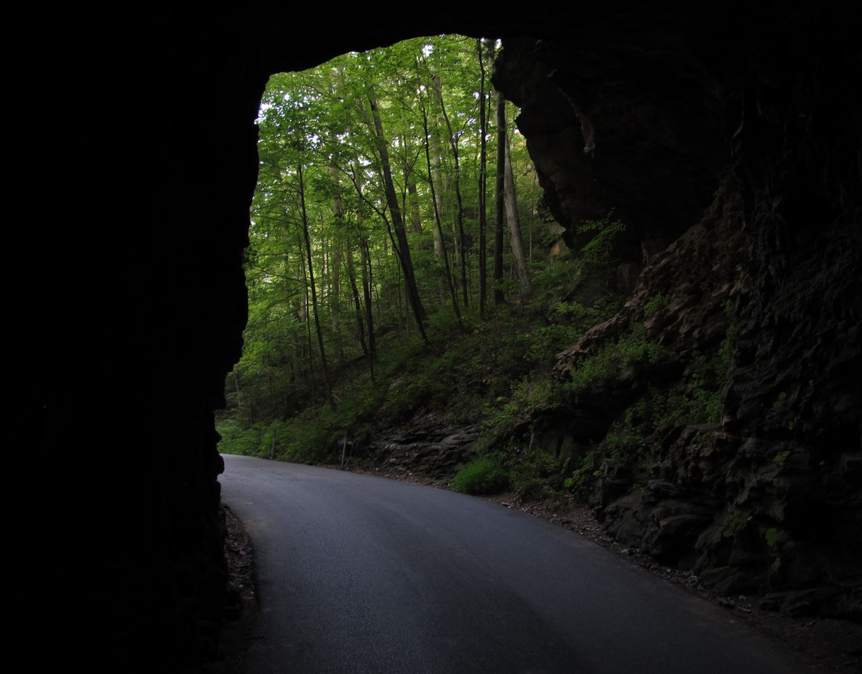  Nada Tunnel 