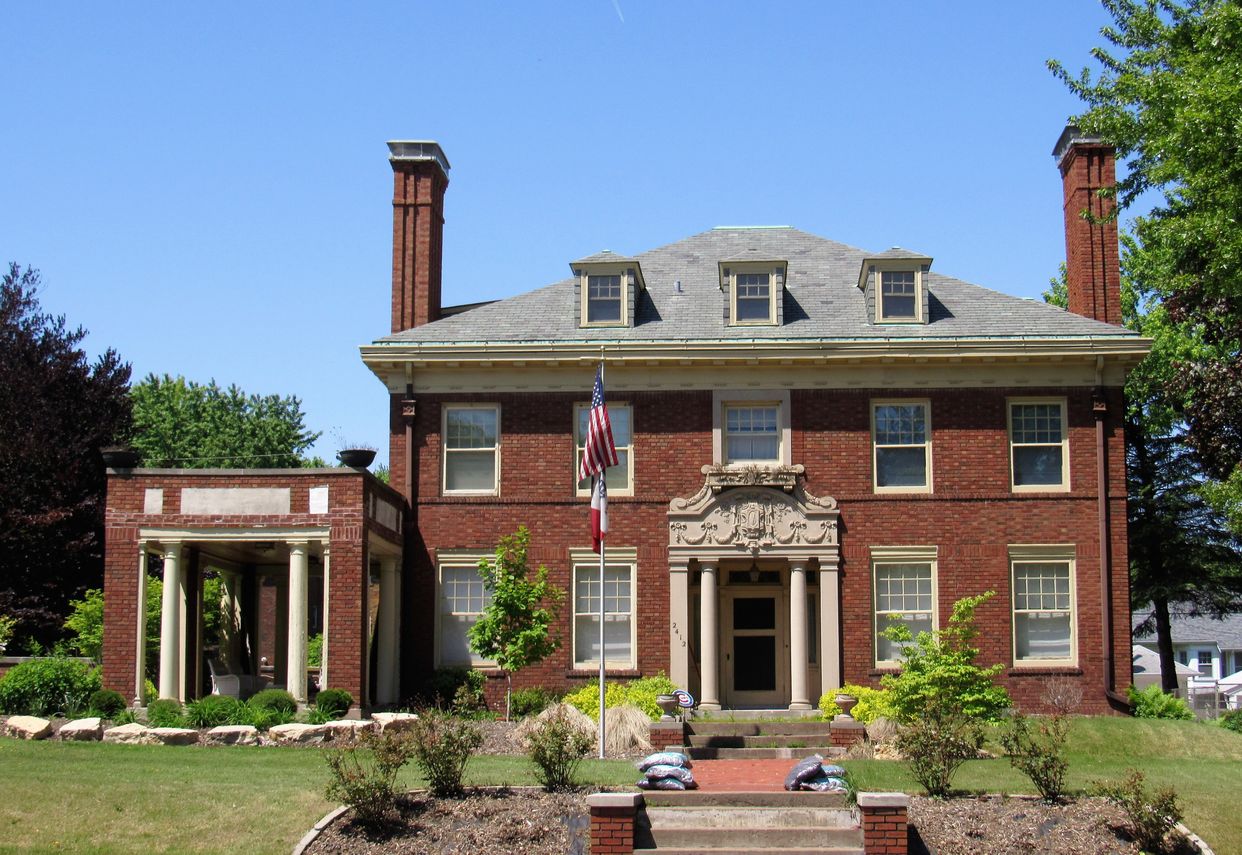 William L. Mueller House