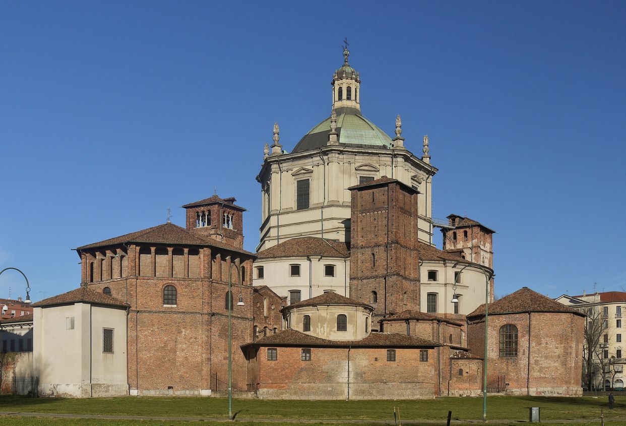  Basilica of San Lorenzo Maggiore