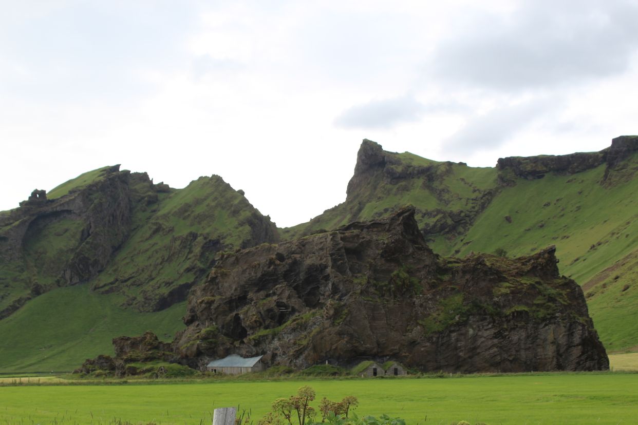 Drangurinn í Drangshlíð 2